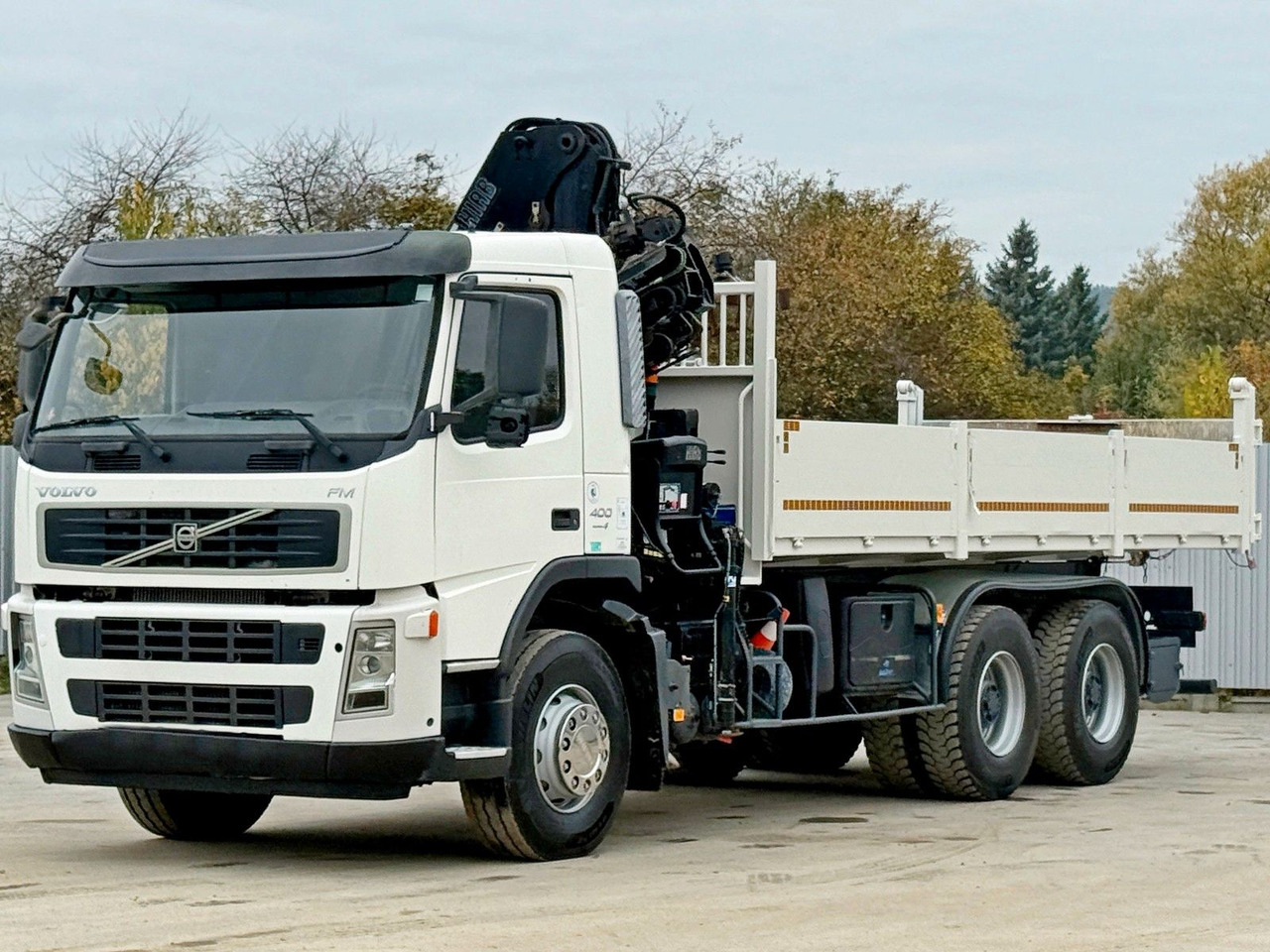 Volvo FM 400 Kipper 6,20m * HIAB 144 B-3 HIDUO* 6x4 - Camion con gru: foto 4 Volvo FM 400 Kipper 6,20m * HIAB 144 B-3 HIDUO* 6x4 - Camion con gru: foto 4