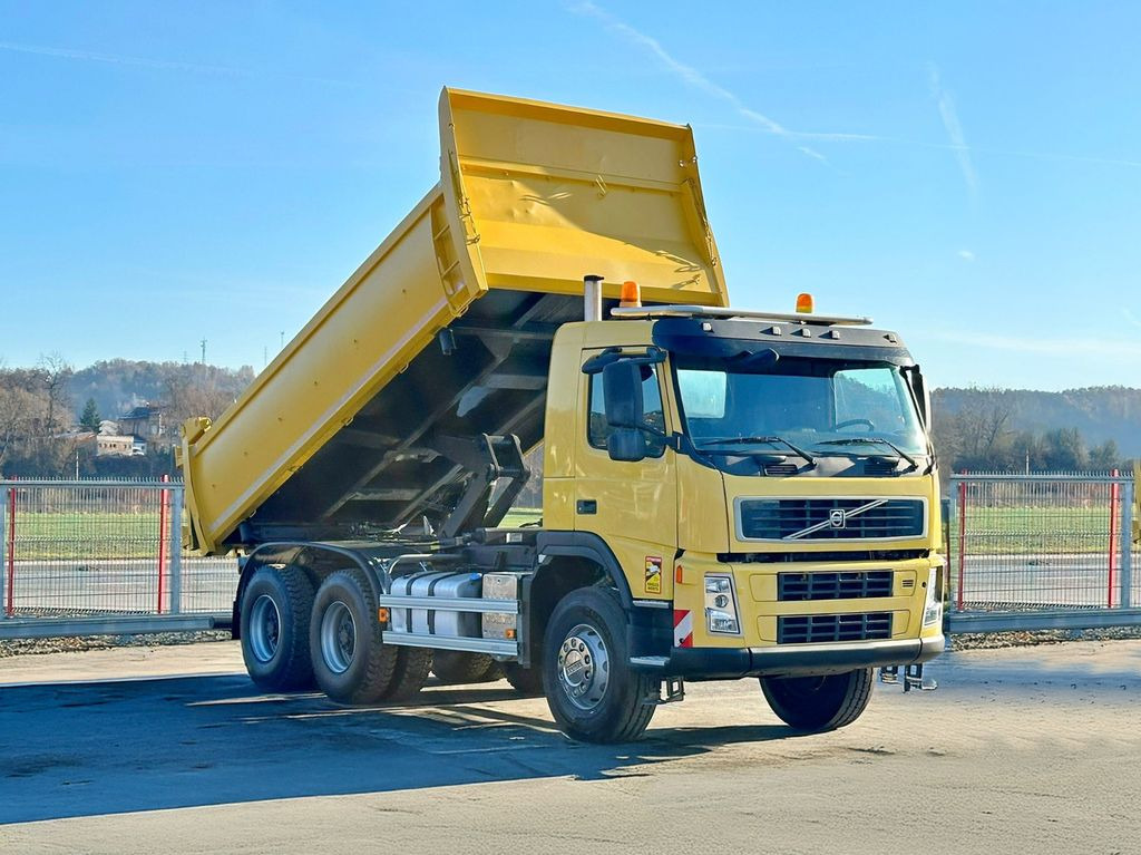 Volvo FM 440 Kipper 5,20 m *BORDMATIC *6x4 *TOPZUSTAND - Autocarro ribaltabile: foto 1 Volvo FM 440 Kipper 5,20 m *BORDMATIC *6x4 *TOPZUSTAND - Autocarro ribaltabile: foto 1