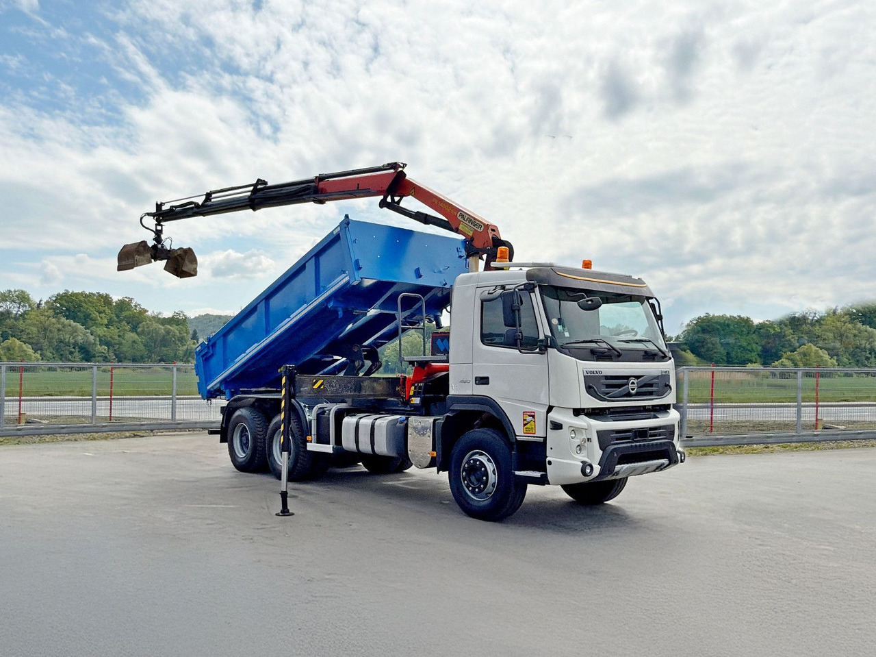 Volvo FMX 450 Kipper 5,15m * PK 14002-EH B * 6x4 * TOP - Camion con gru: foto 2 Volvo FMX 450 Kipper 5,15m * PK 14002-EH B * 6x4 * TOP - Camion con gru: foto 2