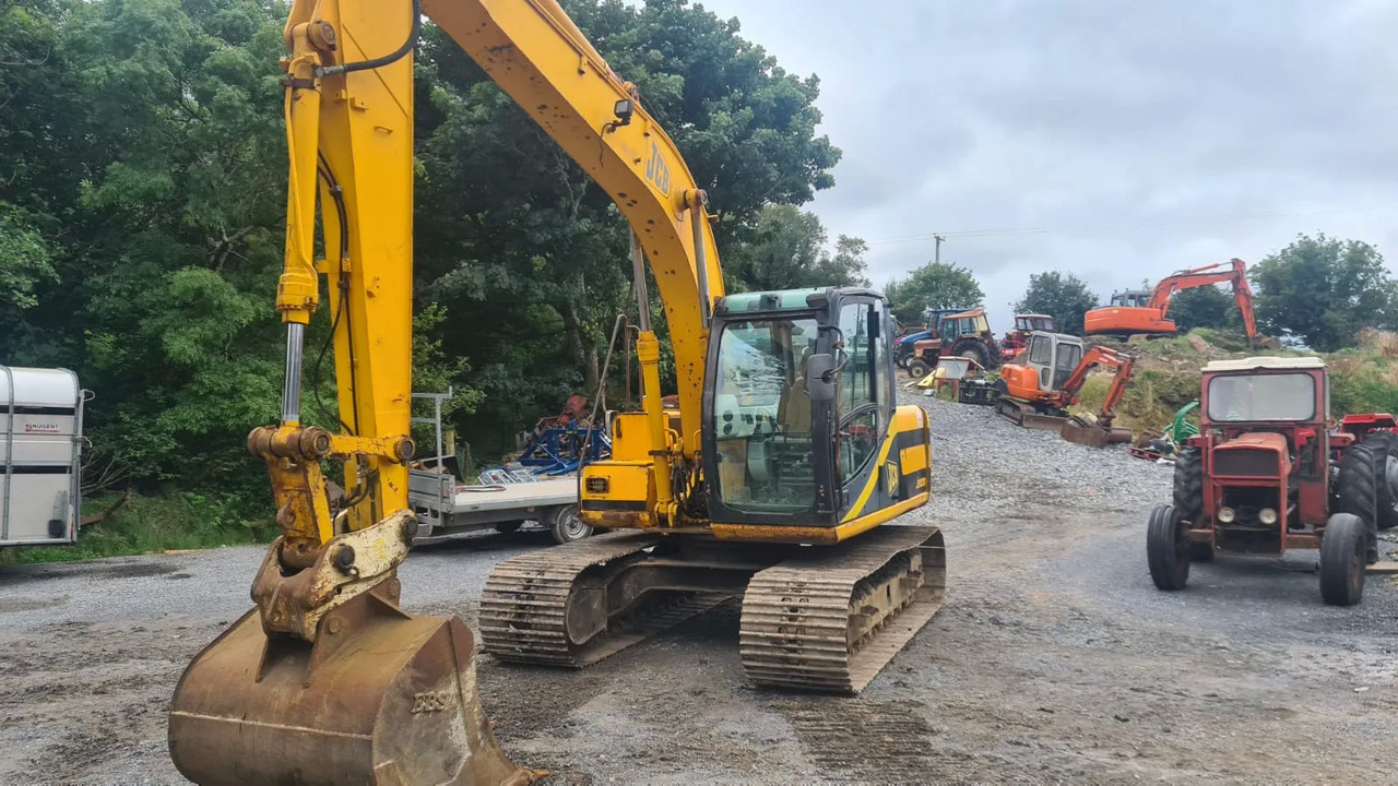 JCB JS 130 - Escavatore cingolato: foto 5 JCB JS 130 - Escavatore cingolato: foto 5