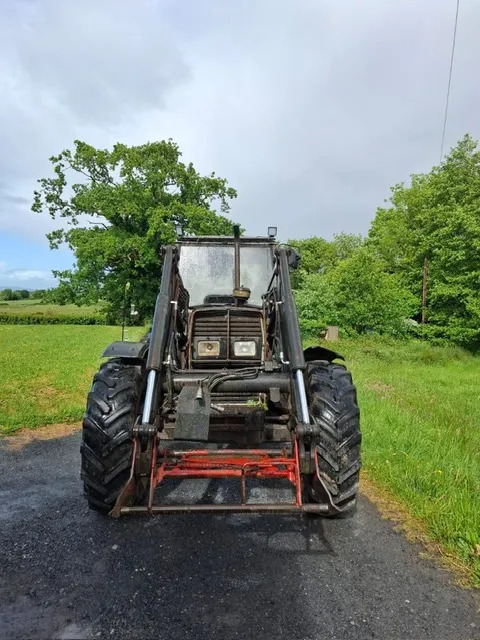 Massey Ferguson 399 c/w Loader - Trattore: foto 3 Massey Ferguson 399 c/w Loader - Trattore: foto 3