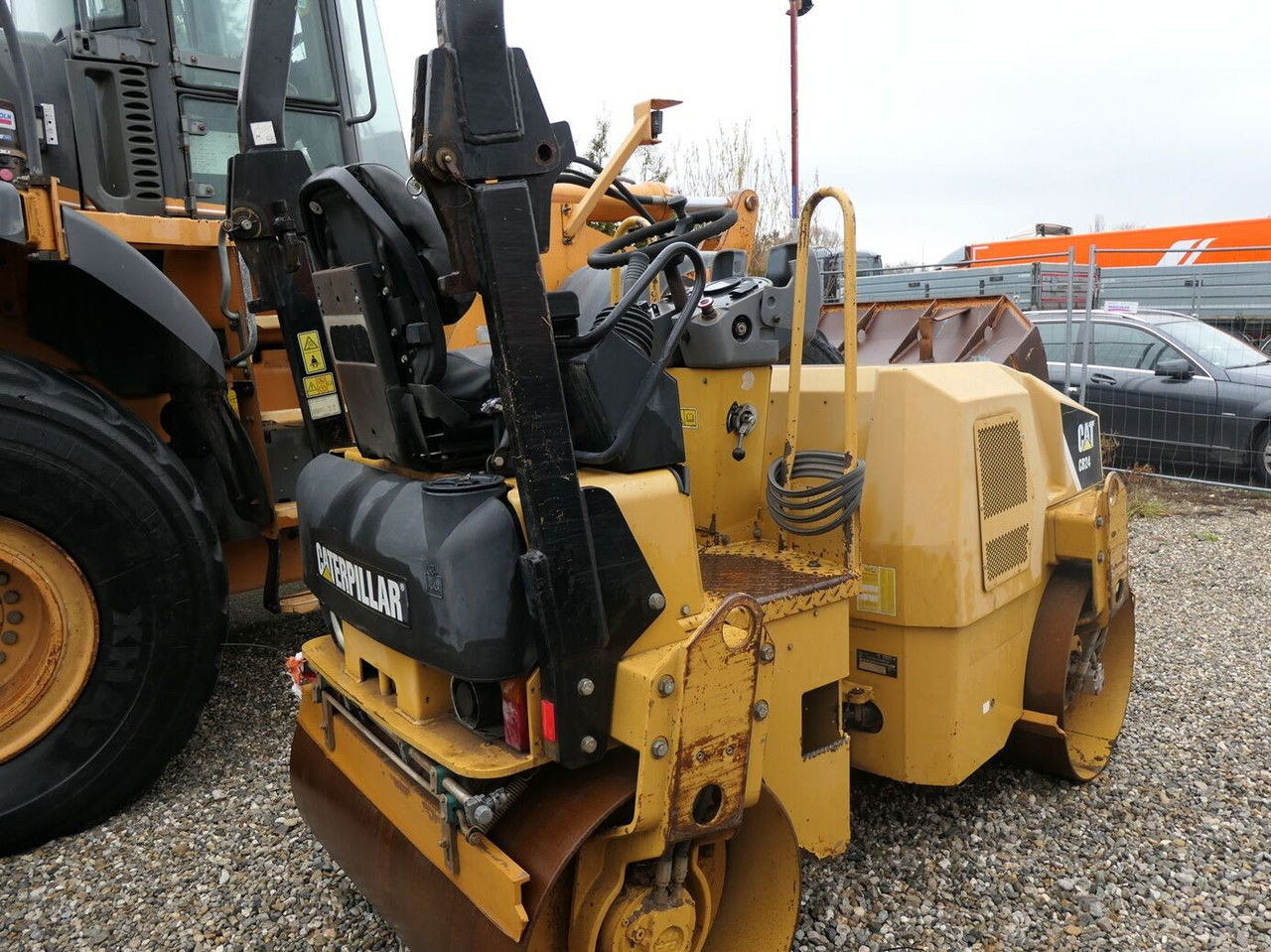 Caterpillar CB24 XT - Rullo stradale: foto 4 Caterpillar CB24 XT - Rullo stradale: foto 4