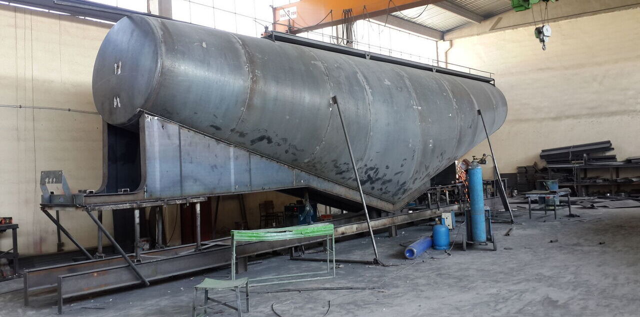 LIDER 2024 NEW 80 TONS CAPACITY FROM MANUFACTURER READY IN STOCK - Semirimorchio cisterna: foto 3 LIDER 2024 NEW 80 TONS CAPACITY FROM MANUFACTURER READY IN STOCK - Semirimorchio cisterna: foto 3