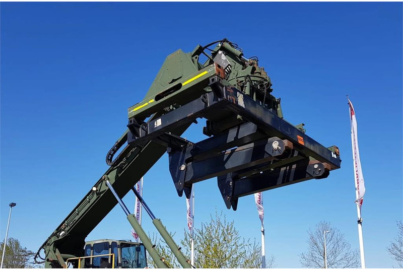 Kalmar Foldable Forks Attachment for ISO Spreaders - Attrezzatura per Mezzo di movimentazione: foto 2 Kalmar Foldable Forks Attachment for ISO Spreaders - Attrezzatura per Mezzo di movimentazione: foto 2