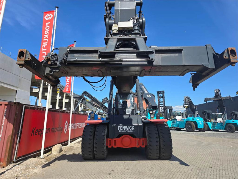 Linde C4230TL - Reach stacker: foto 5 Linde C4230TL - Reach stacker: foto 5