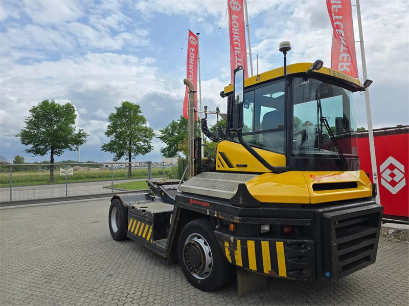 Terberg RT283 4x4 - Trattore terminale: foto 1 Terberg RT283 4x4 - Trattore terminale: foto 1