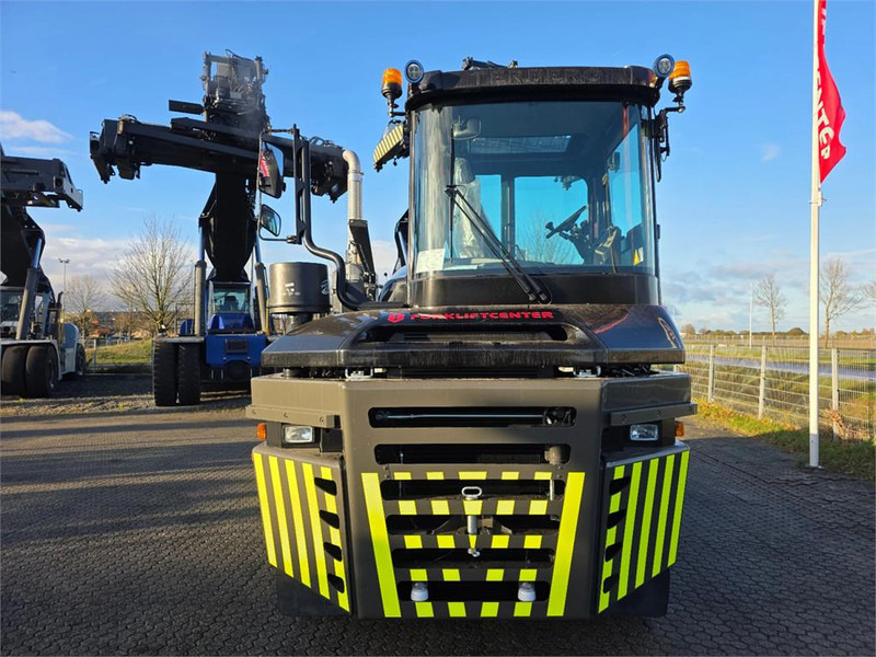 Terberg RT403 4x4 - Trattore terminale: foto 5 Terberg RT403 4x4 - Trattore terminale: foto 5