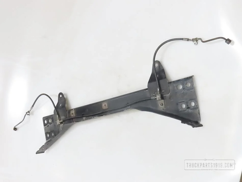 DAF Body & Chassis Parts Dwarsligger cabine DAF CF - Carrozzeria ed esterni per Camion: foto 1 DAF Body & Chassis Parts Dwarsligger cabine DAF CF - Carrozzeria ed esterni per Camion: foto 1