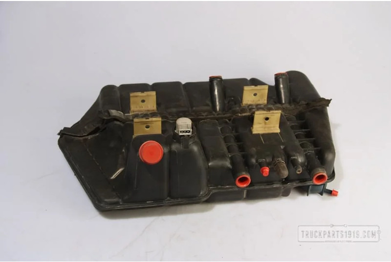 DAF Cooling System Expansie vat XF - Serbatoio compensazione per Camion: foto 2 DAF Cooling System Expansie vat XF - Serbatoio compensazione per Camion: foto 2