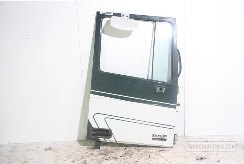 DAF XF Body & Chassis Parts DAF XF Deur re. Used - Porta e ricambi per Camion: foto 1 DAF XF Body & Chassis Parts DAF XF Deur re. Used - Porta e ricambi per Camion: foto 1