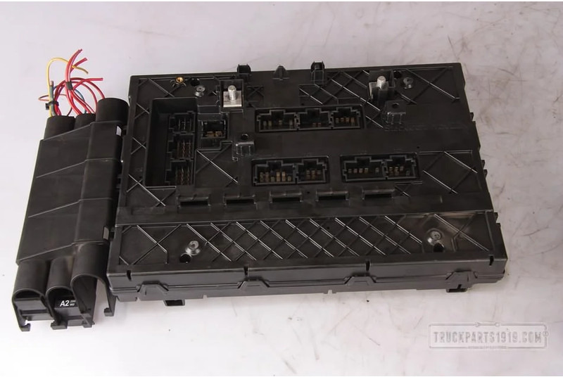 Hella Electrical System ECU SAM cabine MB MP4 - Sistema elettrico per Camion: foto 2 Hella Electrical System ECU SAM cabine MB MP4 - Sistema elettrico per Camion: foto 2