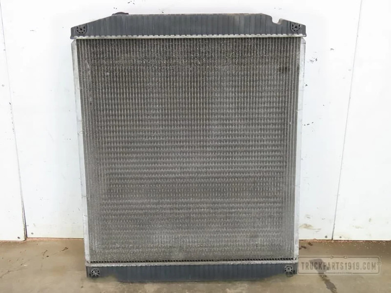 Iveco Cooling System Radiateur Iveco - Radiatore per Camion: foto 1 Iveco Cooling System Radiateur Iveco - Radiatore per Camion: foto 1