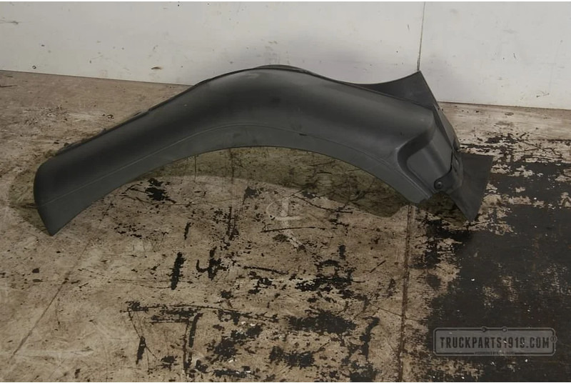 Renault Body & Chassis Parts Spatscherm cabine RV RENAULT D - Parafango per Camion: foto 1 Renault Body & Chassis Parts Spatscherm cabine RV RENAULT D - Parafango per Camion: foto 1