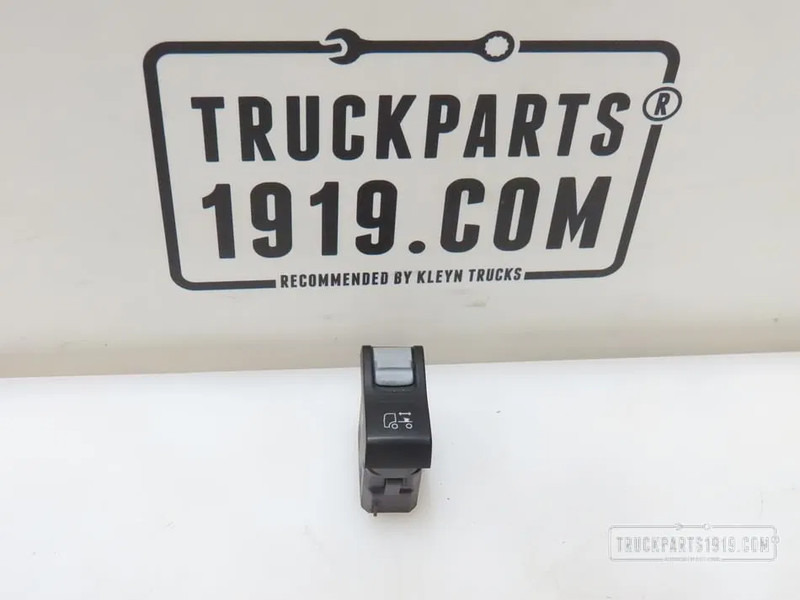 Scania 2475749 Schakelaar Scania - Cruscotto per Camion: foto 1 Scania 2475749 Schakelaar Scania - Cruscotto per Camion: foto 1