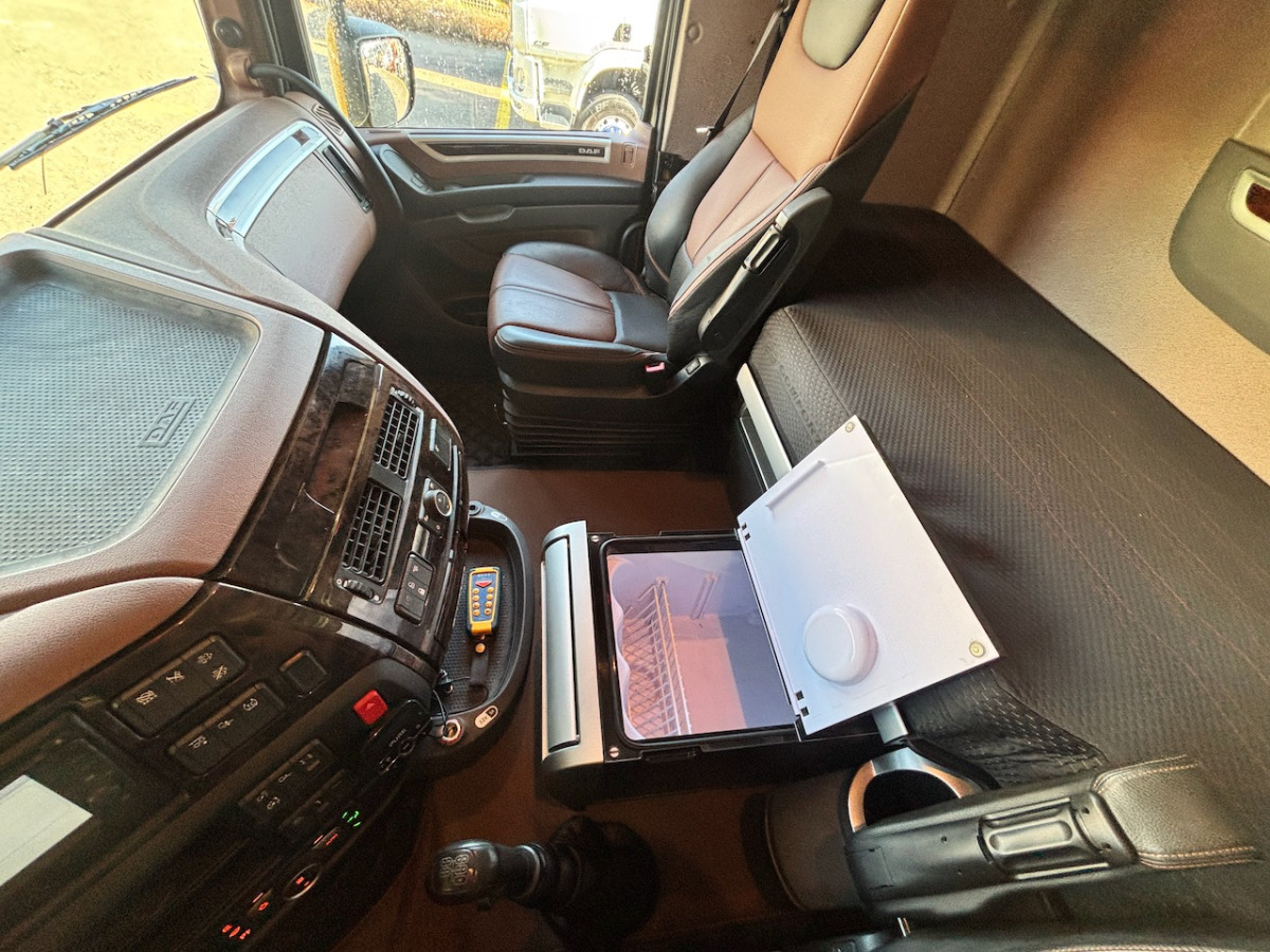 Camion centinato DAF FAN XF 530 LD Jumbo: foto 8