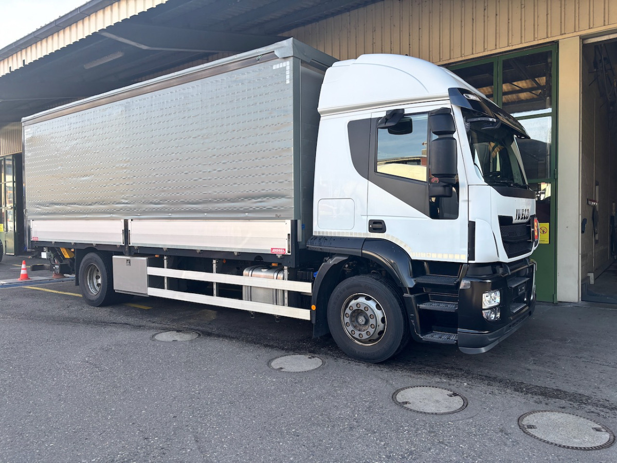IVECO 190S40 Stralis - Camion centinato: foto 1 IVECO 190S40 Stralis - Camion centinato: foto 1