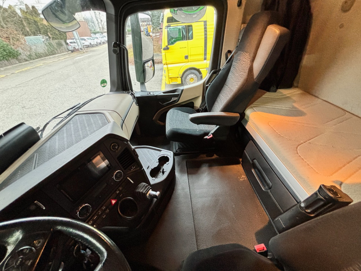 MERCEDES 2543 6x2 - Autocarro portacontainer/ Caisse interchangeable: foto 5 MERCEDES 2543 6x2 - Autocarro portacontainer/ Caisse interchangeable: foto 5