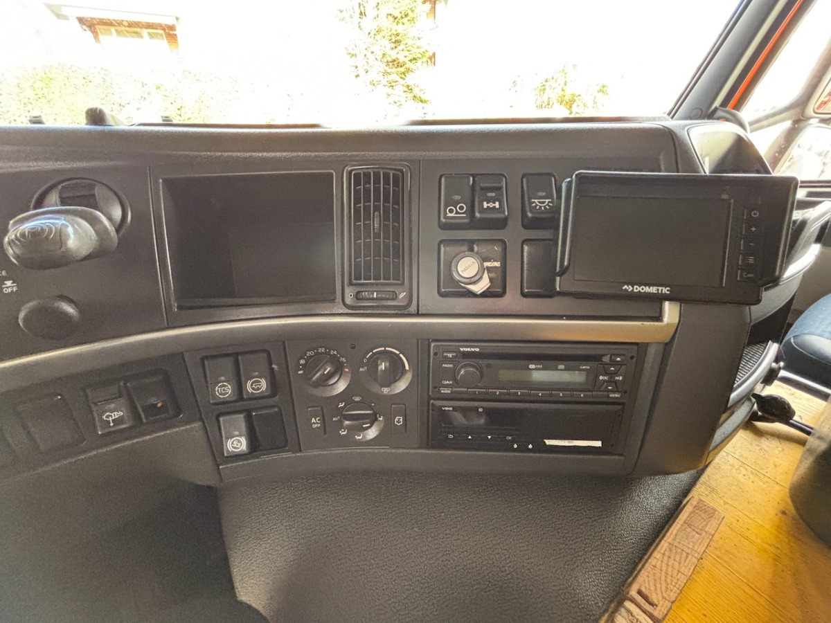 Autocarro multibenna VOLVO FM 400: foto 10