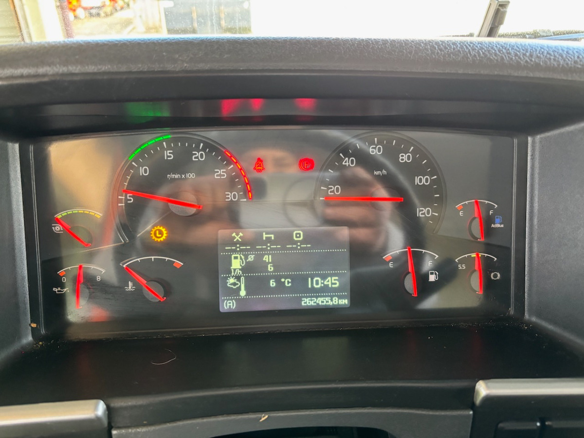 Autocarro multibenna VOLVO FM 400: foto 6