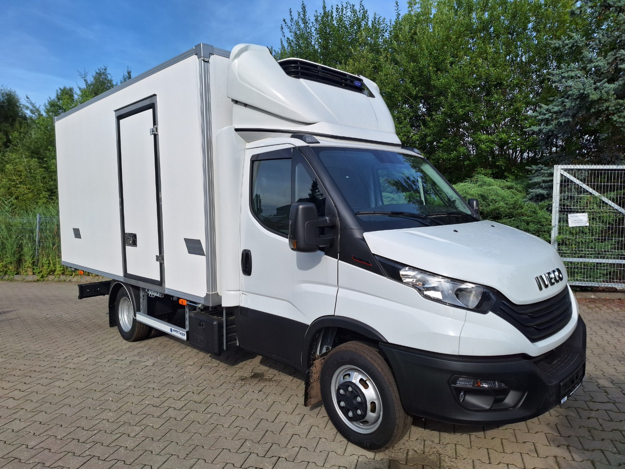 Iveco Daily 70C18 Kühlkoffer LBW BÃR - Furgone frigo: foto 3 Iveco Daily 70C18 Kühlkoffer LBW BÃR - Furgone frigo: foto 3