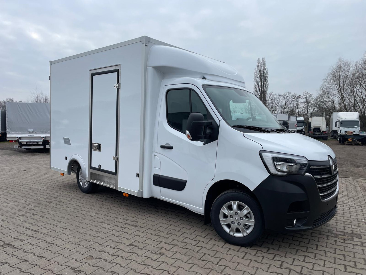 Renault Master Isolierte Koffer Platform - Furgone box: foto 1 Renault Master Isolierte Koffer Platform - Furgone box: foto 1
