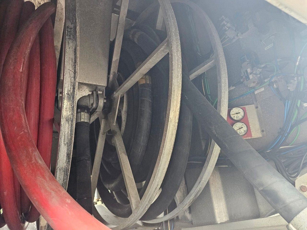 Camion cisterna Scania P420 6x2*4 Tank 16.600 Lt.: foto 16