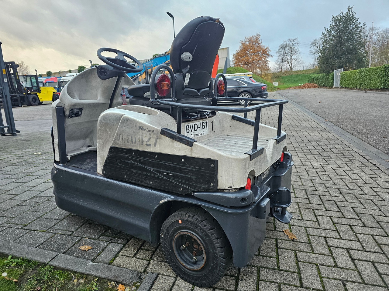 Still R06 Electro - Trattore elettrico: foto 2 Still R06 Electro - Trattore elettrico: foto 2