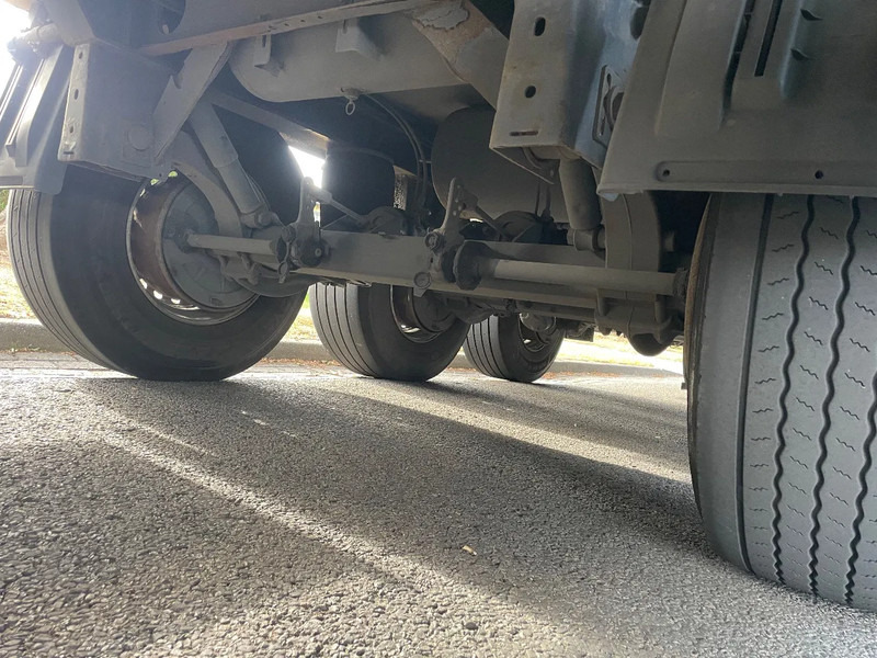 Krone Koeler 3 Asser met laadklep. Komt nog binnen - Semirimorchio frigorifero: foto 3 Krone Koeler 3 Asser met laadklep. Komt nog binnen - Semirimorchio frigorifero: foto 3