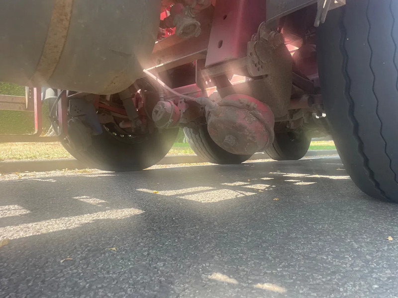 Renders 2x 20 1x 30 1x 40 in prijs verlaagt - Semirimorchio portacontainer/ Caisse interchangeable: foto 4 Renders 2x 20 1x 30 1x 40 in prijs verlaagt - Semirimorchio portacontainer/ Caisse interchangeable: foto 4