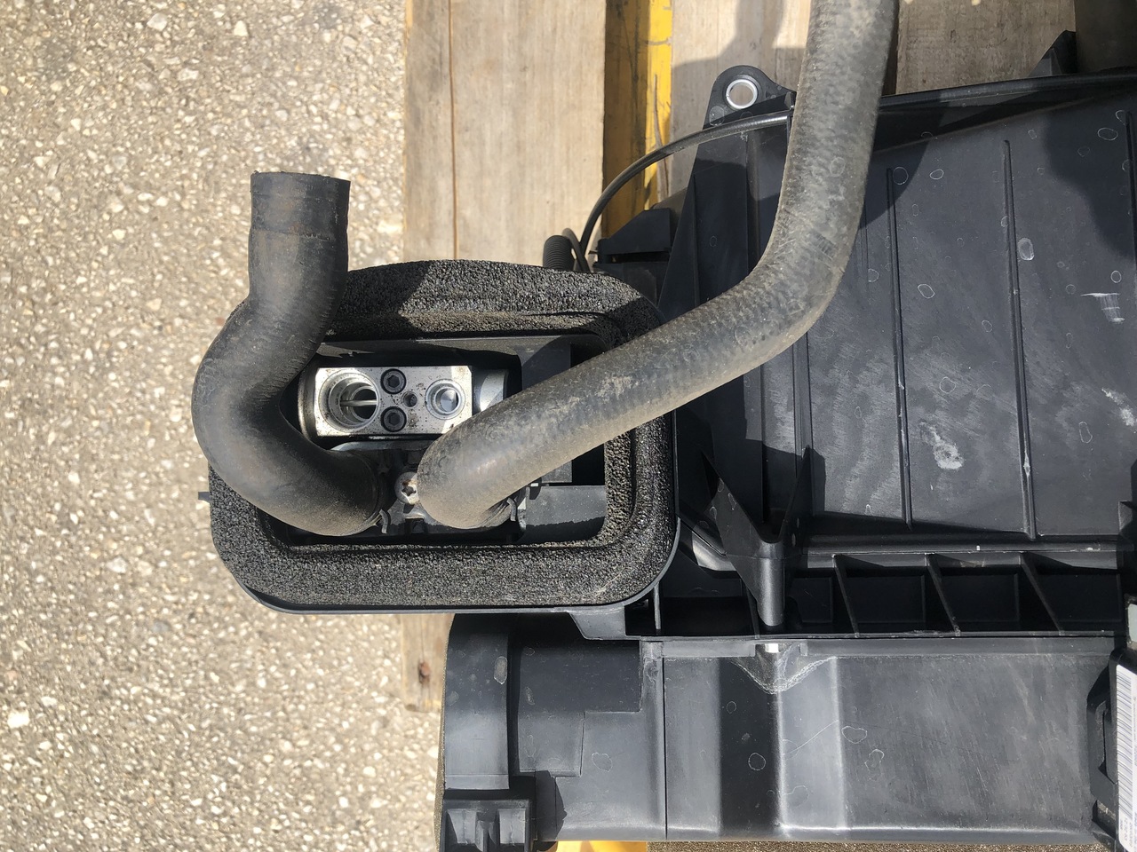 AIR CONDITION (COMPLETE SET) ATEGO 2 4cyl. - Ricambio A/C per Camion: foto 4 AIR CONDITION (COMPLETE SET) ATEGO 2 4cyl. - Ricambio A/C per Camion: foto 4