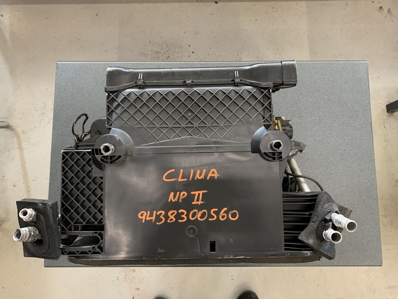 AIR CONDITIONER (CLIMA) ACTROS MP2 - Riscaldamento/ Ventilazione per Camion: foto 1 AIR CONDITIONER (CLIMA) ACTROS MP2 - Riscaldamento/ Ventilazione per Camion: foto 1