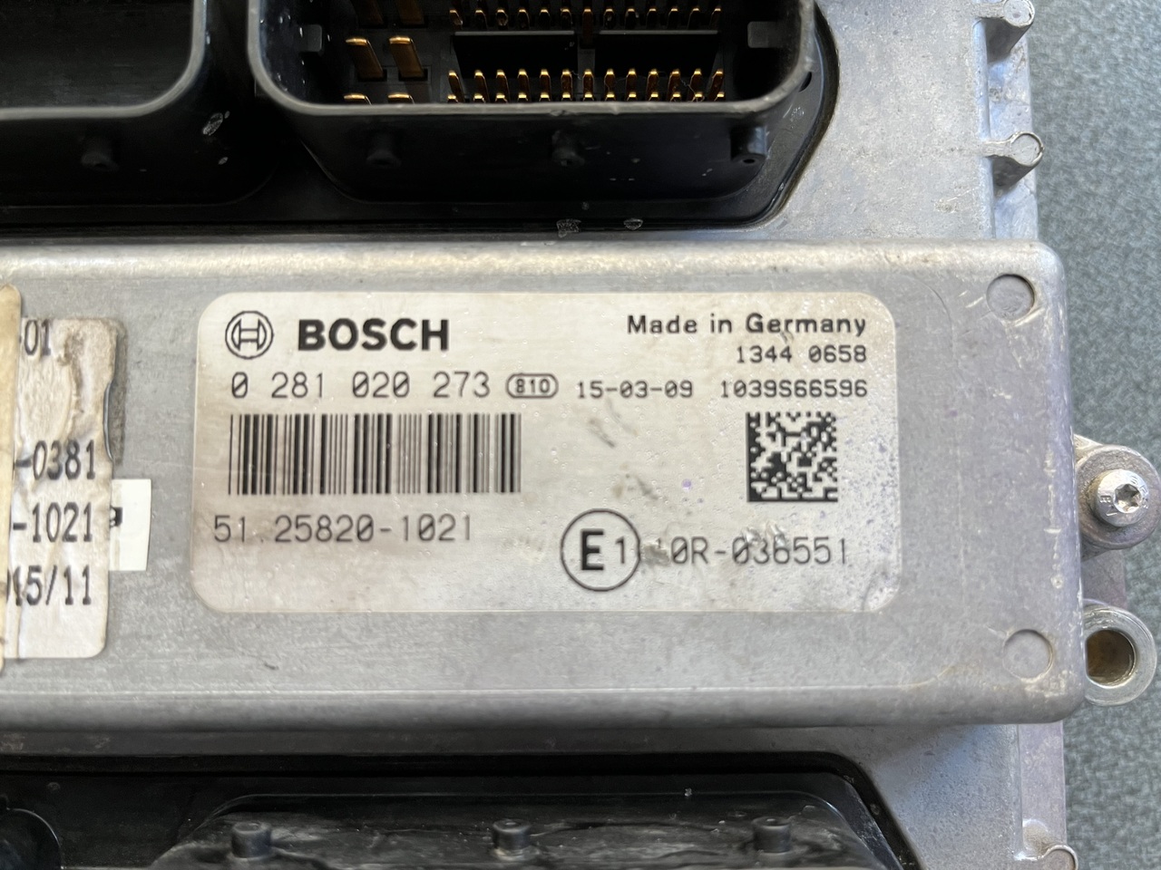 ENGINE CONTROL UNIT MAN D2676 LF26 440PS EURO 6 - Sistema elettrico per Camion: foto 3 ENGINE CONTROL UNIT MAN D2676 LF26 440PS EURO 6 - Sistema elettrico per Camion: foto 3