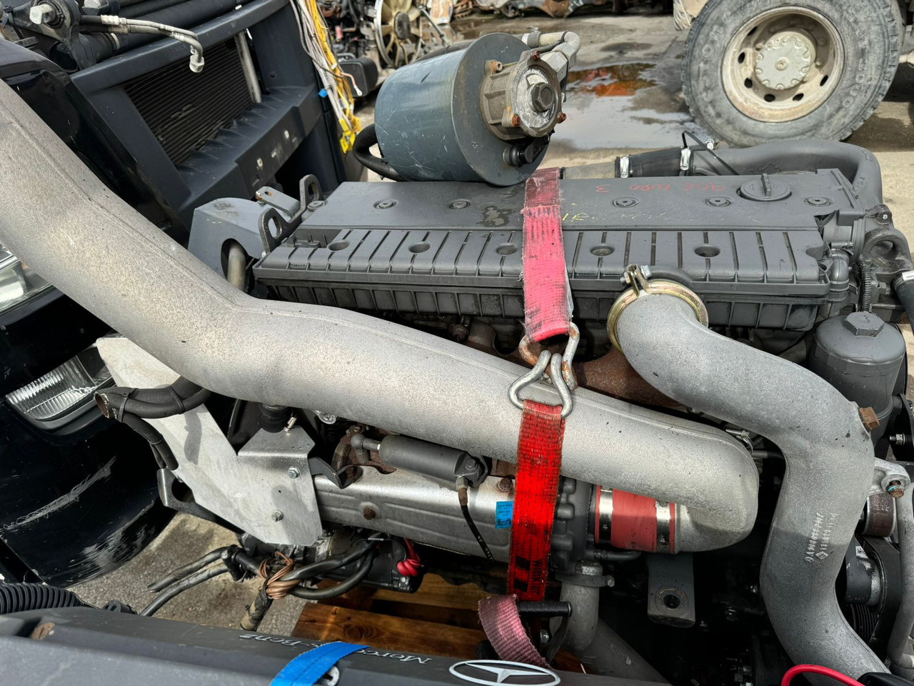 ENGINE MERCEDES ECONIC OM906LA EURO 3 280PS - Motore: foto 3 ENGINE MERCEDES ECONIC OM906LA EURO 3 280PS - Motore: foto 3