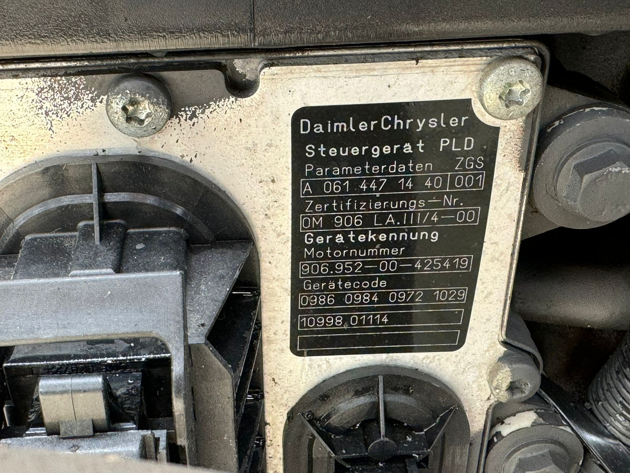 ENGINE MERCEDES ECONIC OM906LA EURO 3 280PS - Motore: foto 5 ENGINE MERCEDES ECONIC OM906LA EURO 3 280PS - Motore: foto 5