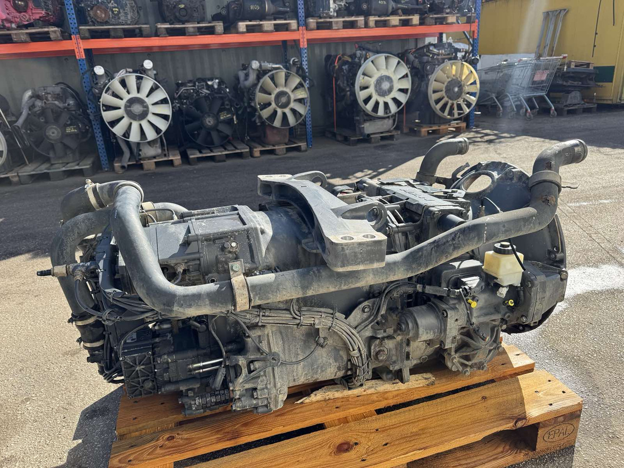 GEARBOX TIPMATIC MAN TGX - Trasmissione: foto 3 GEARBOX TIPMATIC MAN TGX - Trasmissione: foto 3