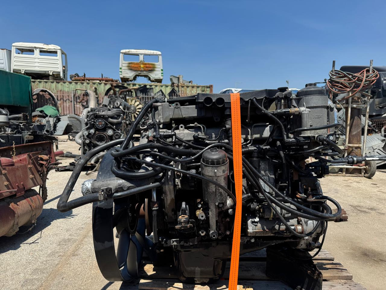 MAN TGL D0834LFL42 210PS EURO 3 - Motore: foto 3 MAN TGL D0834LFL42 210PS EURO 3 - Motore: foto 3