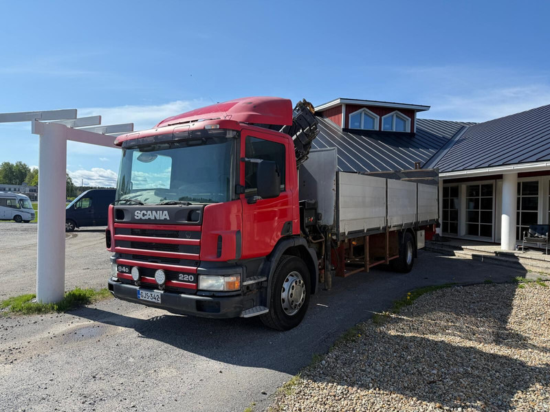 Scania P94D - Autocarro con pianale/ Cassone fisso, Camion con gru: foto 1 Scania P94D - Autocarro con pianale/ Cassone fisso, Camion con gru: foto 1