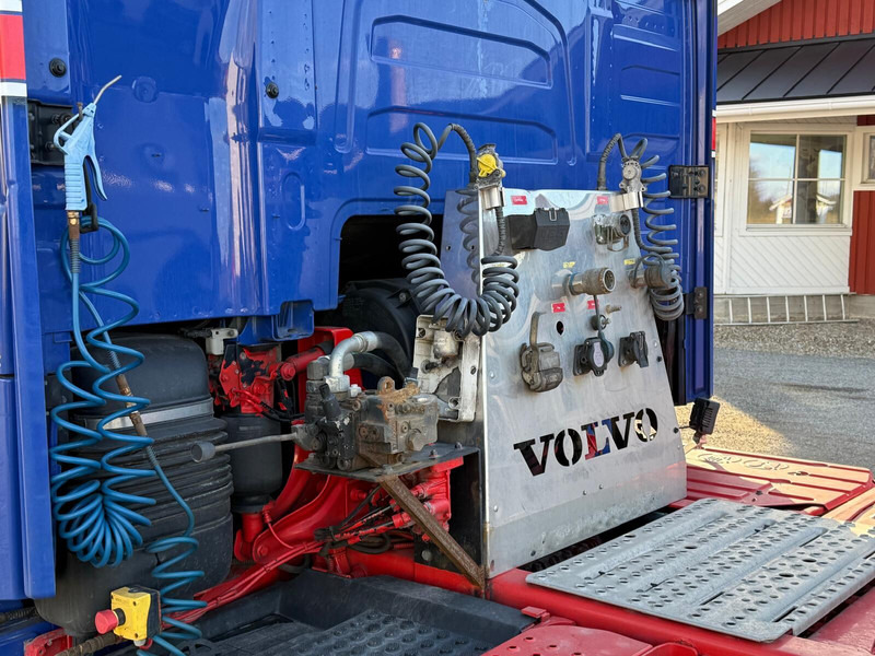 Trattore stradale Volvo FH750: foto 8