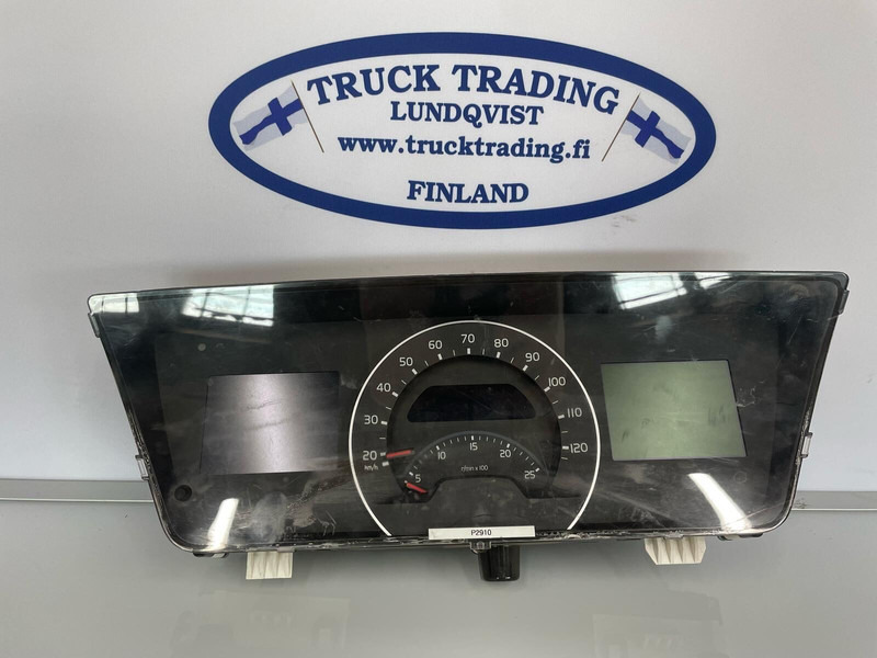 Volvo - Cruscotto: foto 1 Volvo - Cruscotto: foto 1