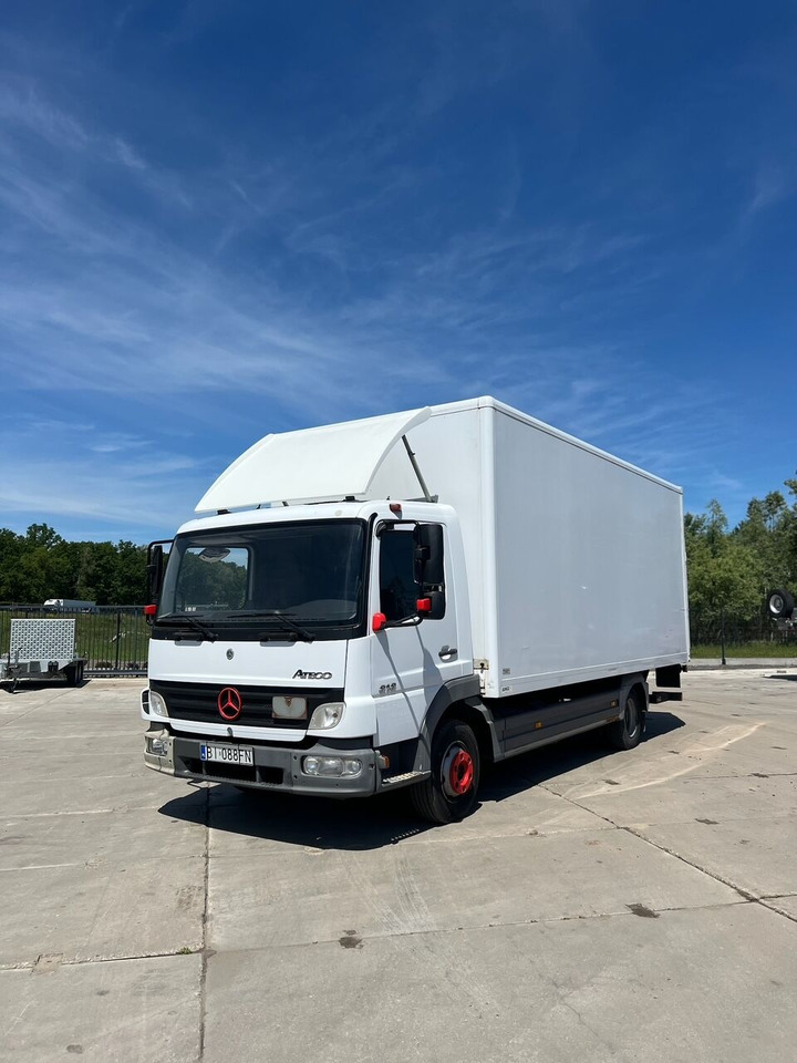 Mercedes-Benz ATEGO 818 dostawczy winda - Autocarro furgonato: foto 1 Mercedes-Benz ATEGO 818 dostawczy winda - Autocarro furgonato: foto 1