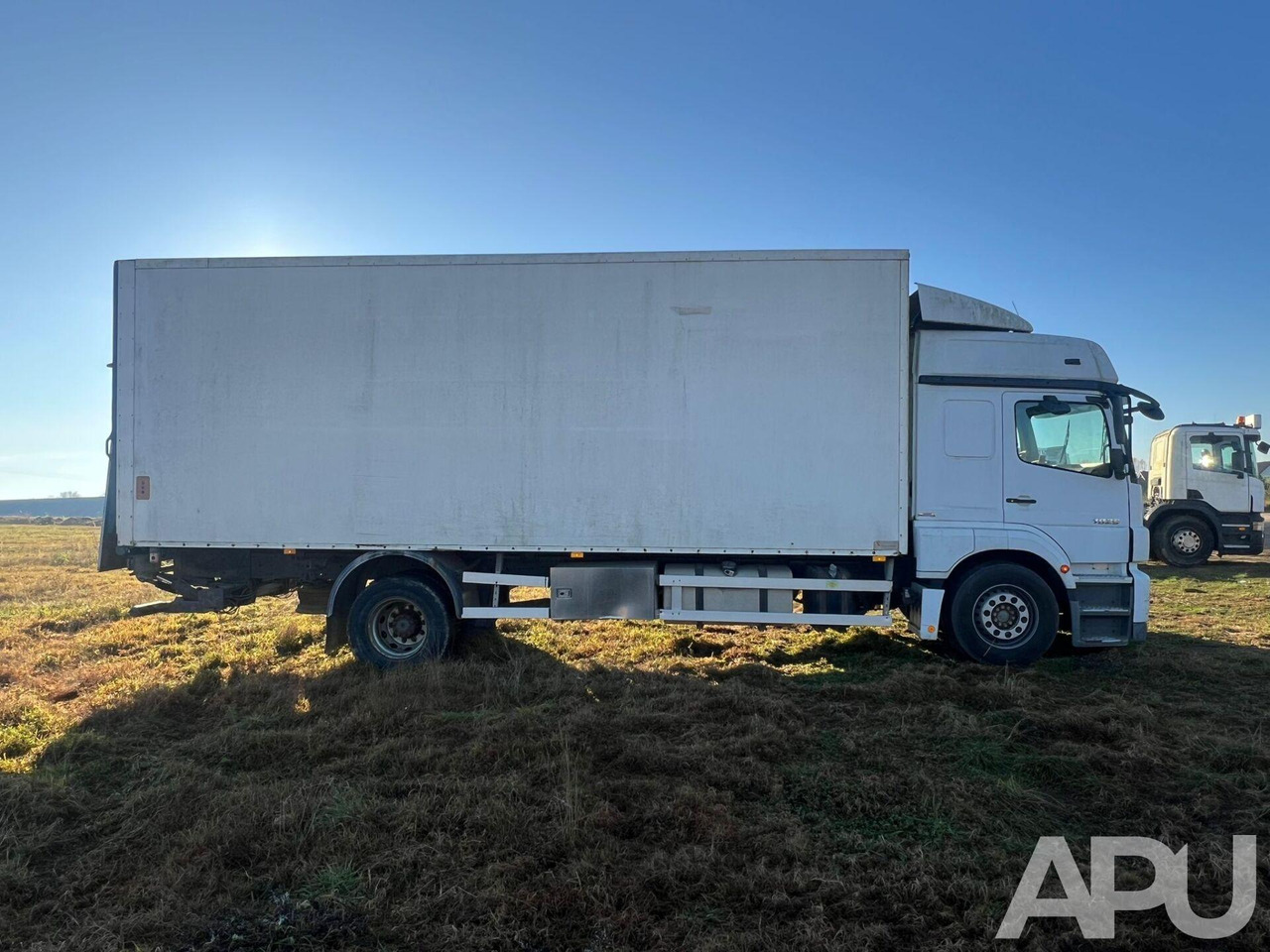 Mercedes-Benz Axor 1829 - Autocarro furgonato: foto 4 Mercedes-Benz Axor 1829 - Autocarro furgonato: foto 4