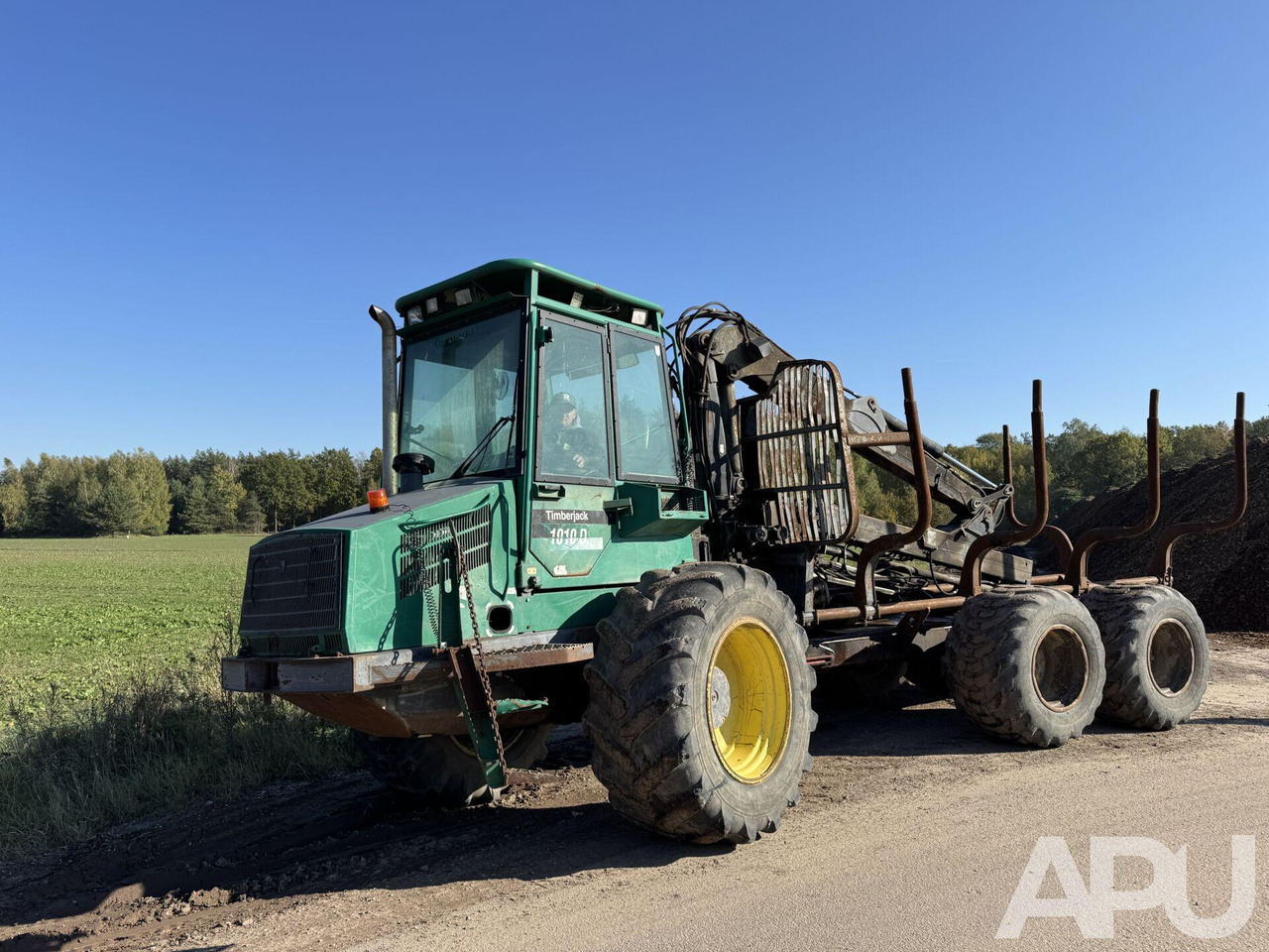 Timberjack do przewozu drewna - Forwarder: foto 1 Timberjack do przewozu drewna - Forwarder: foto 1