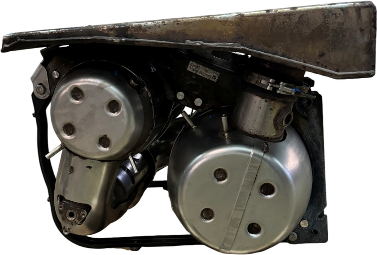 DAF LF EURO 6 KATALYSATOR COMPLEET GEREVISEERD + STATIEGELD 1714742REC - Convertitore catalitico per Camion: foto 4 DAF LF EURO 6 KATALYSATOR COMPLEET GEREVISEERD + STATIEGELD 1714742REC - Convertitore catalitico per Camion: foto 4