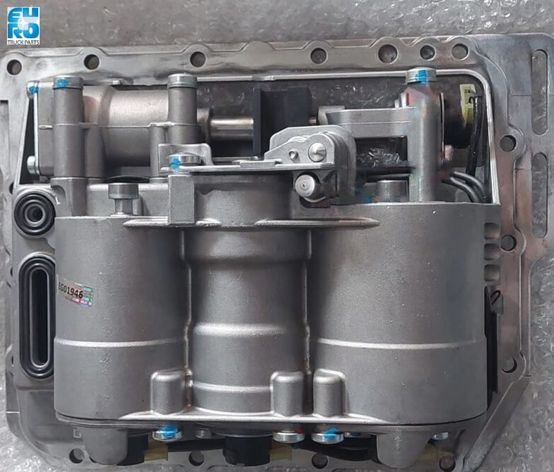 MAN DAF IVECO SCHAKELDEKSEL E5 GS 3.3 ZF ASTRONIC GERECONDITIONEERD + STATIEGELD ALLEEN MECHANISCH ONDERDEEL 4213555382REC2 - Trasmissione per Camion: foto 5 MAN DAF IVECO SCHAKELDEKSEL E5 GS 3.3 ZF ASTRONIC GERECONDITIONEERD + STATIEGELD ALLEEN MECHANISCH ONDERDEEL 4213555382REC2 - Trasmissione per Camion: foto 5