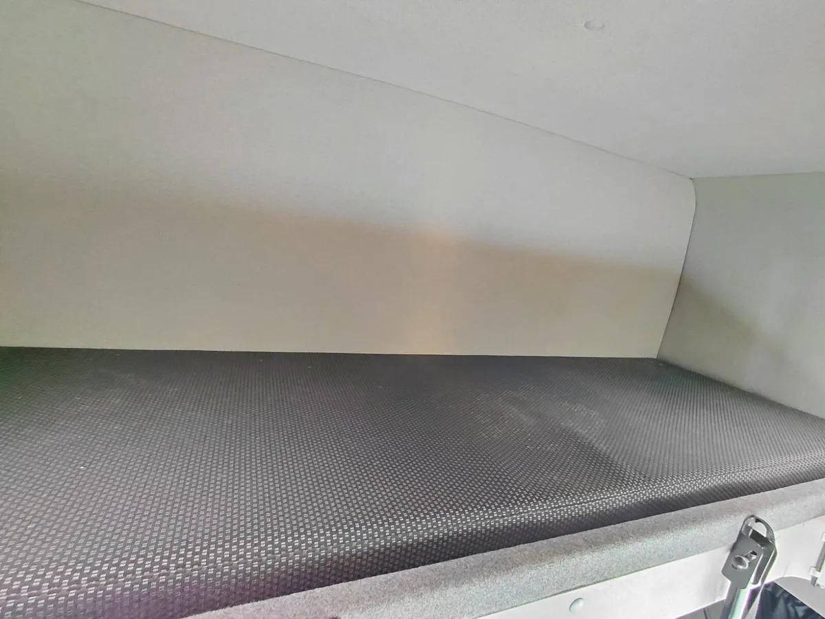 2017 Renault D12 4×2 Double Sleeper Curtainsider - Camion centinato: foto 2 2017 Renault D12 4×2 Double Sleeper Curtainsider - Camion centinato: foto 2