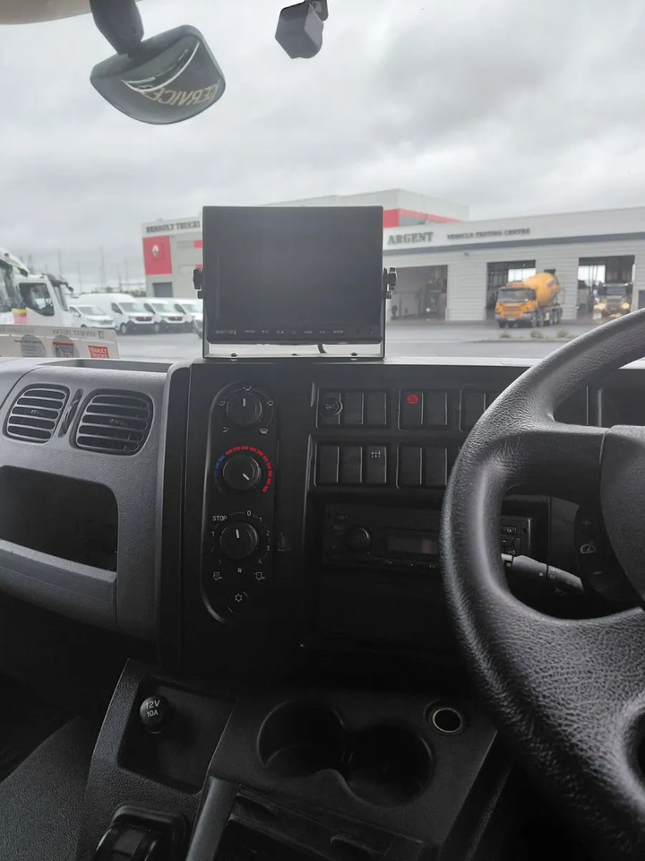 2019 Renault D 12T - Autocarro furgonato: foto 4 2019 Renault D 12T - Autocarro furgonato: foto 4