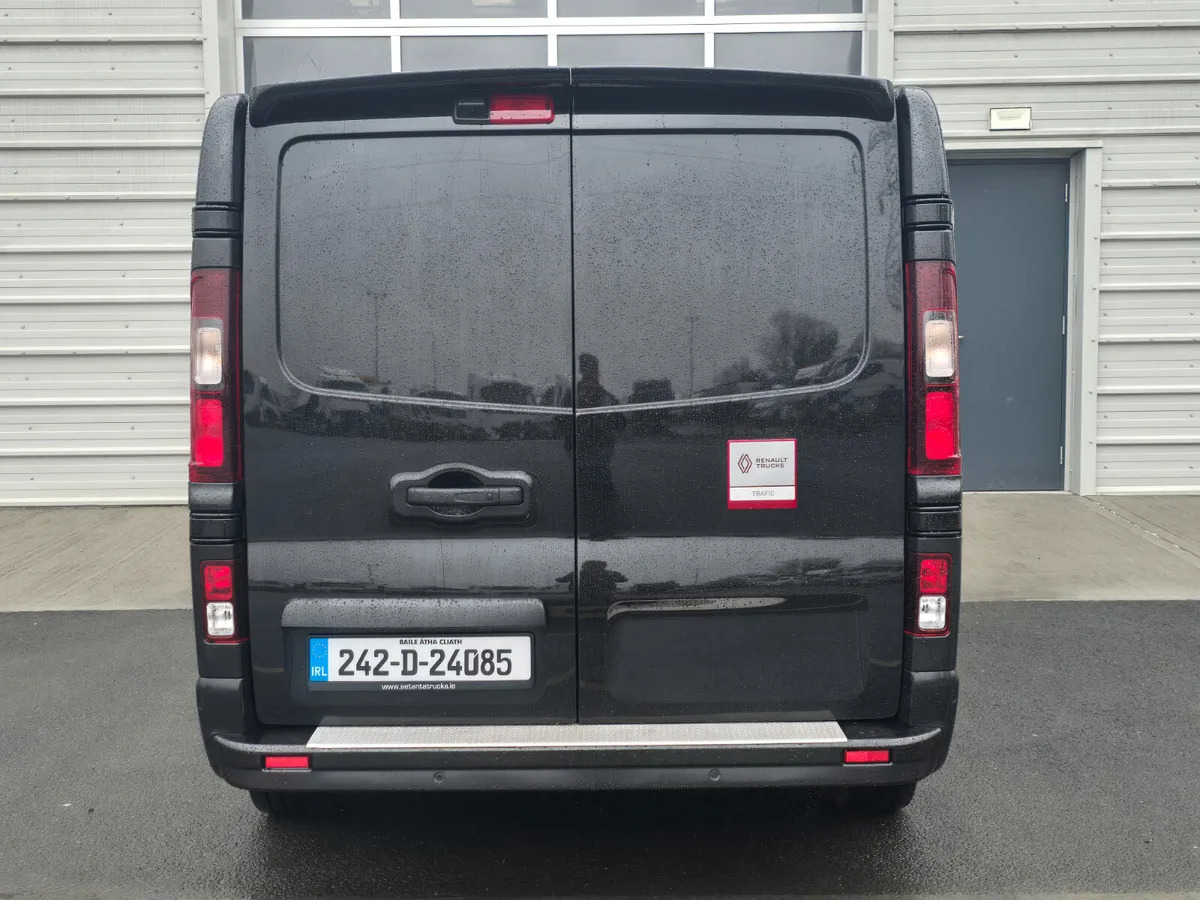Furgone chiuso 2024 Renault Trafic Exclusive 170BHP: foto 6