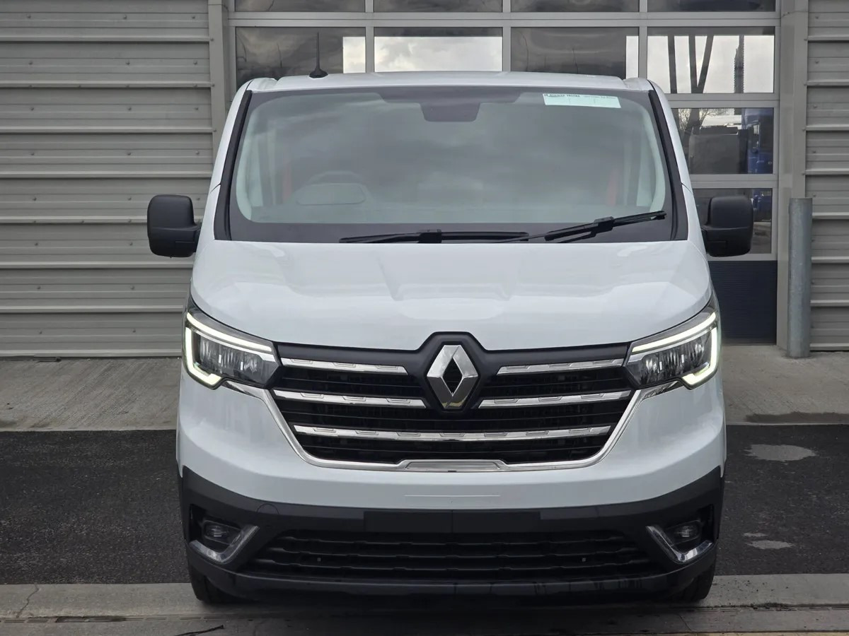 2025 Renault Trafic E-Tech Crew Cab - Furgone doppia cabina: foto 5 2025 Renault Trafic E-Tech Crew Cab - Furgone doppia cabina: foto 5