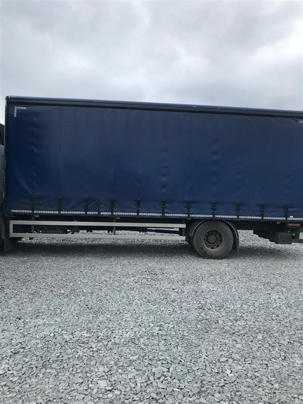 Fitzgeralds RENAULT 2017 D 18 High 4×2 250 Curtainsider - Camion centinato: foto 3 Fitzgeralds RENAULT 2017 D 18 High 4×2 250 Curtainsider - Camion centinato: foto 3