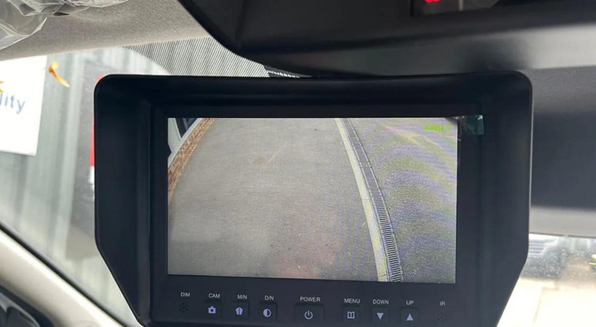 2024 Renault Trafic with Traffic Management Spec body - Furgone: foto 5 2024 Renault Trafic with Traffic Management Spec body - Furgone: foto 5